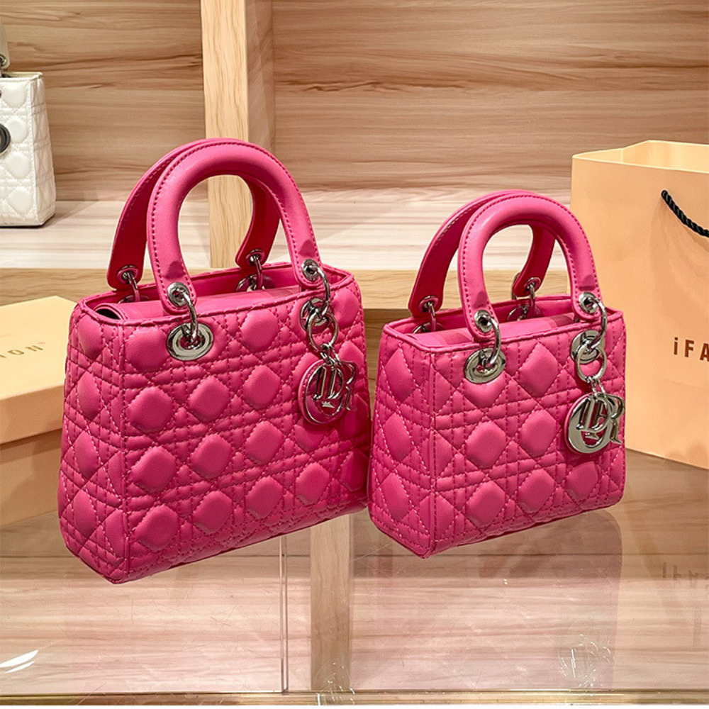 Dalia – Borsa Trapuntata Chic Impreziosita Da Elegante Dettaglio Charm