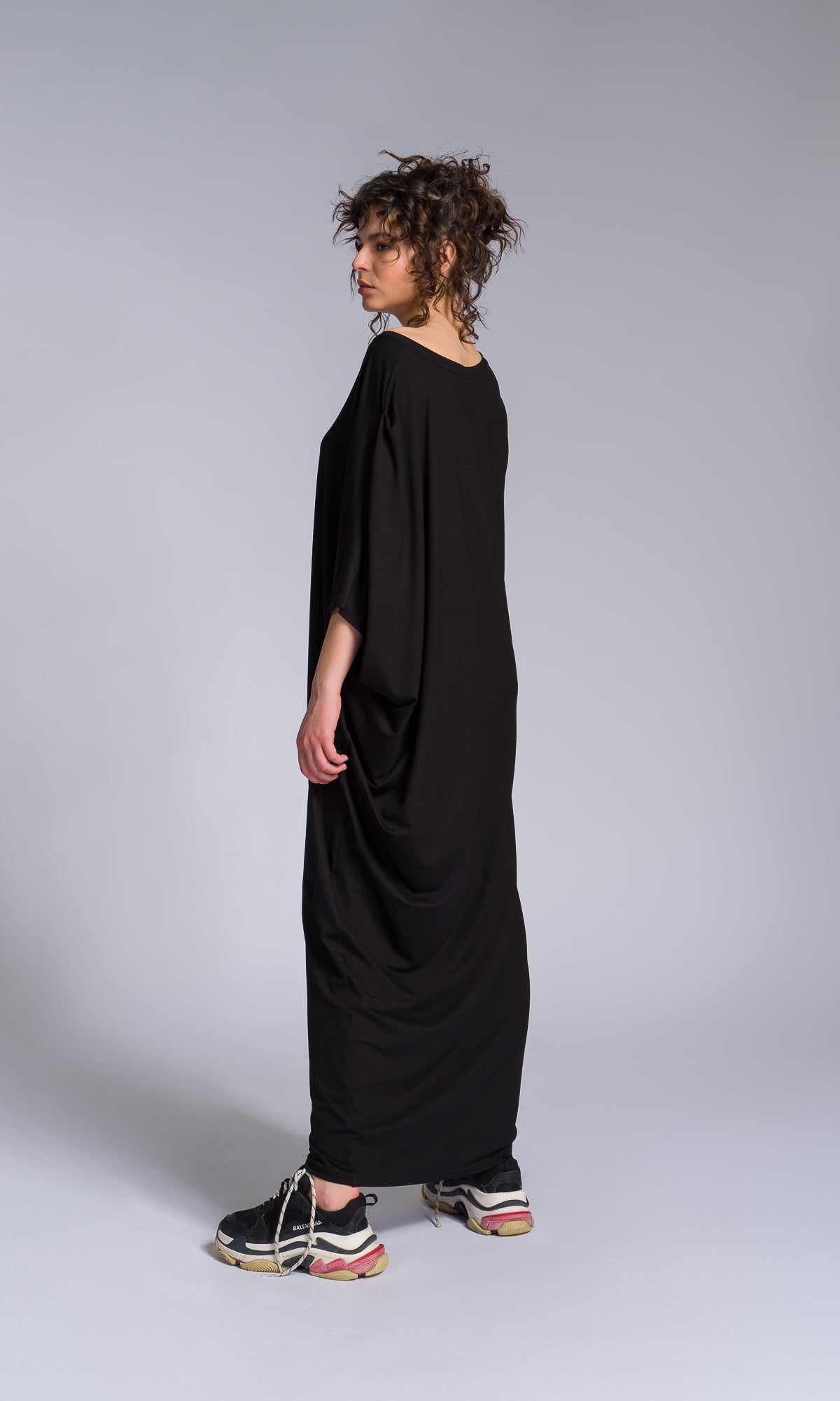 Quinoria - Abito Donna Manica Batwing Asimmetrico Moderno