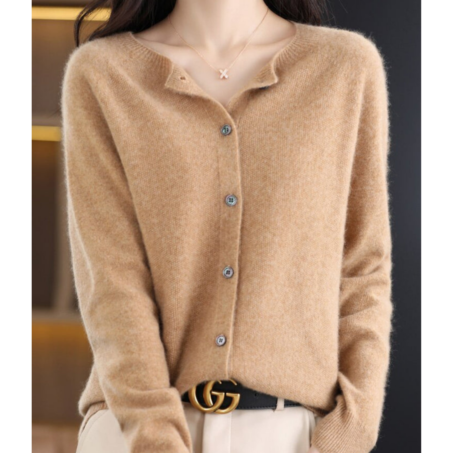 Aurelia - Cardigan girocollo in pura lana merino donna