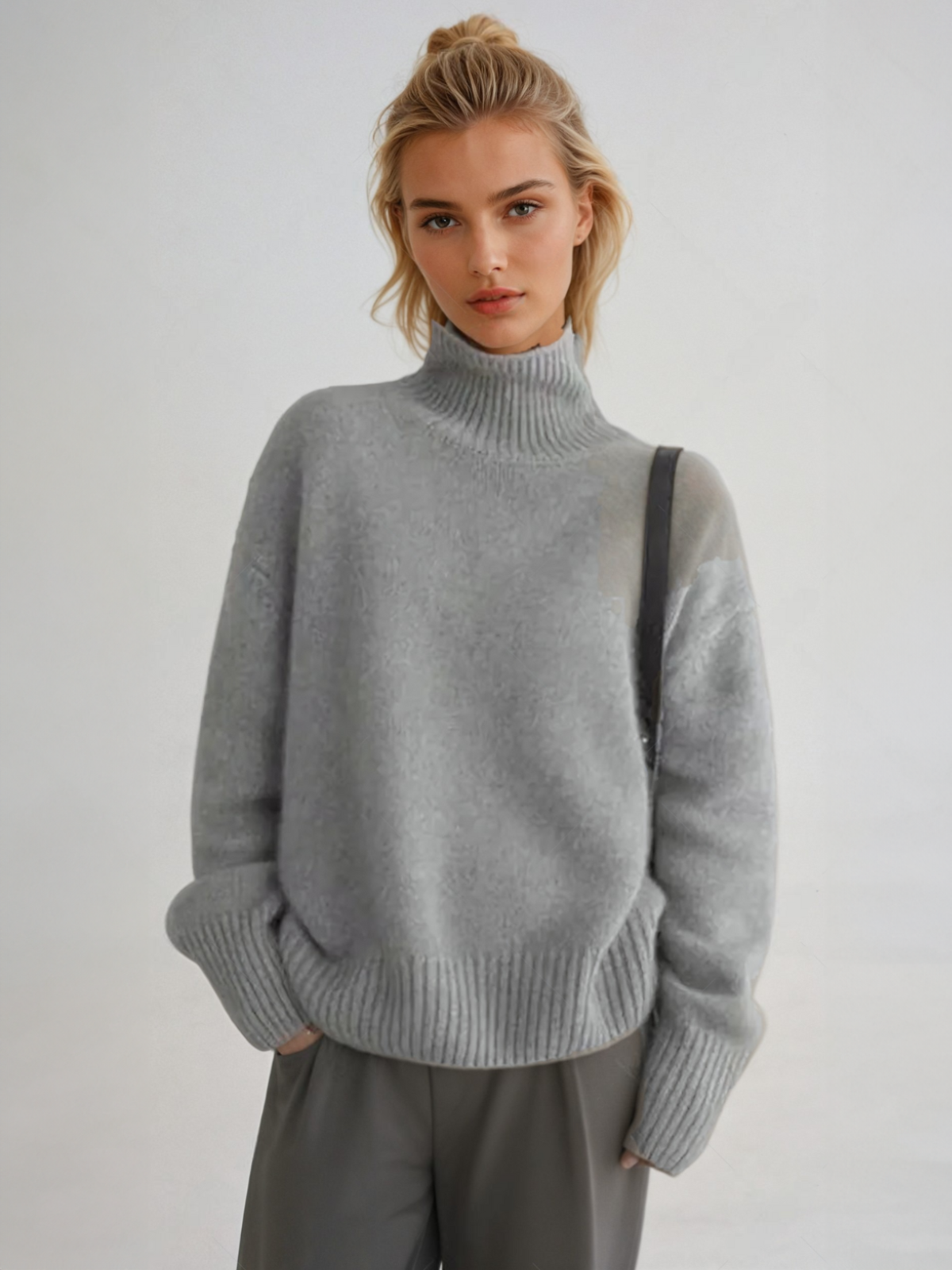 Vera – Maglione a Collo Alto Comodo in Maglia