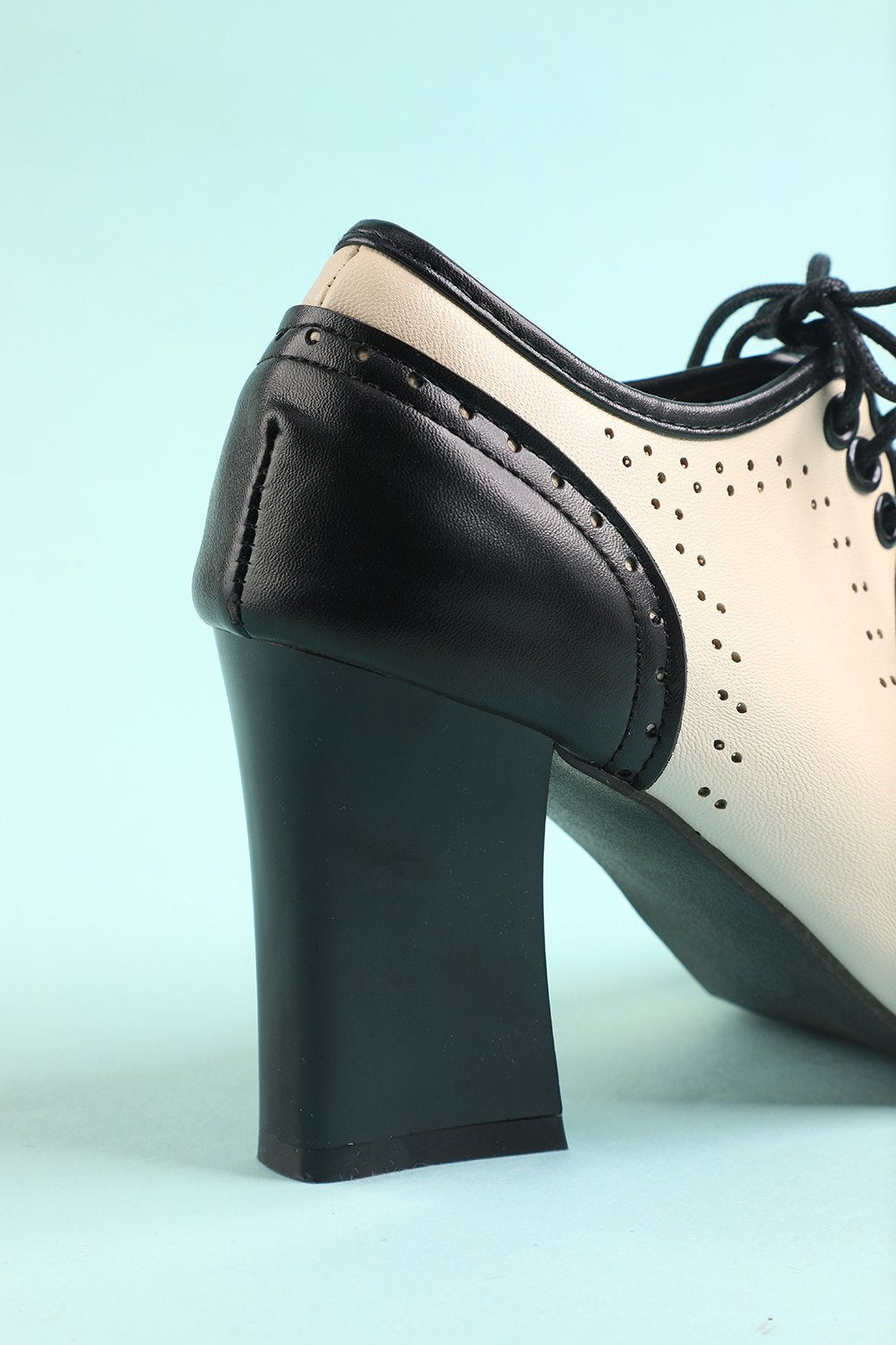 Helena - Tacchi alti retrò dal design elegante e confortevole
