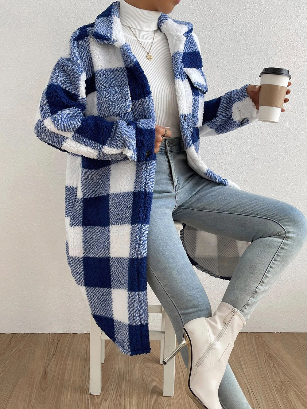 Debora – Cappotto in Velluto di Lana a Quadri