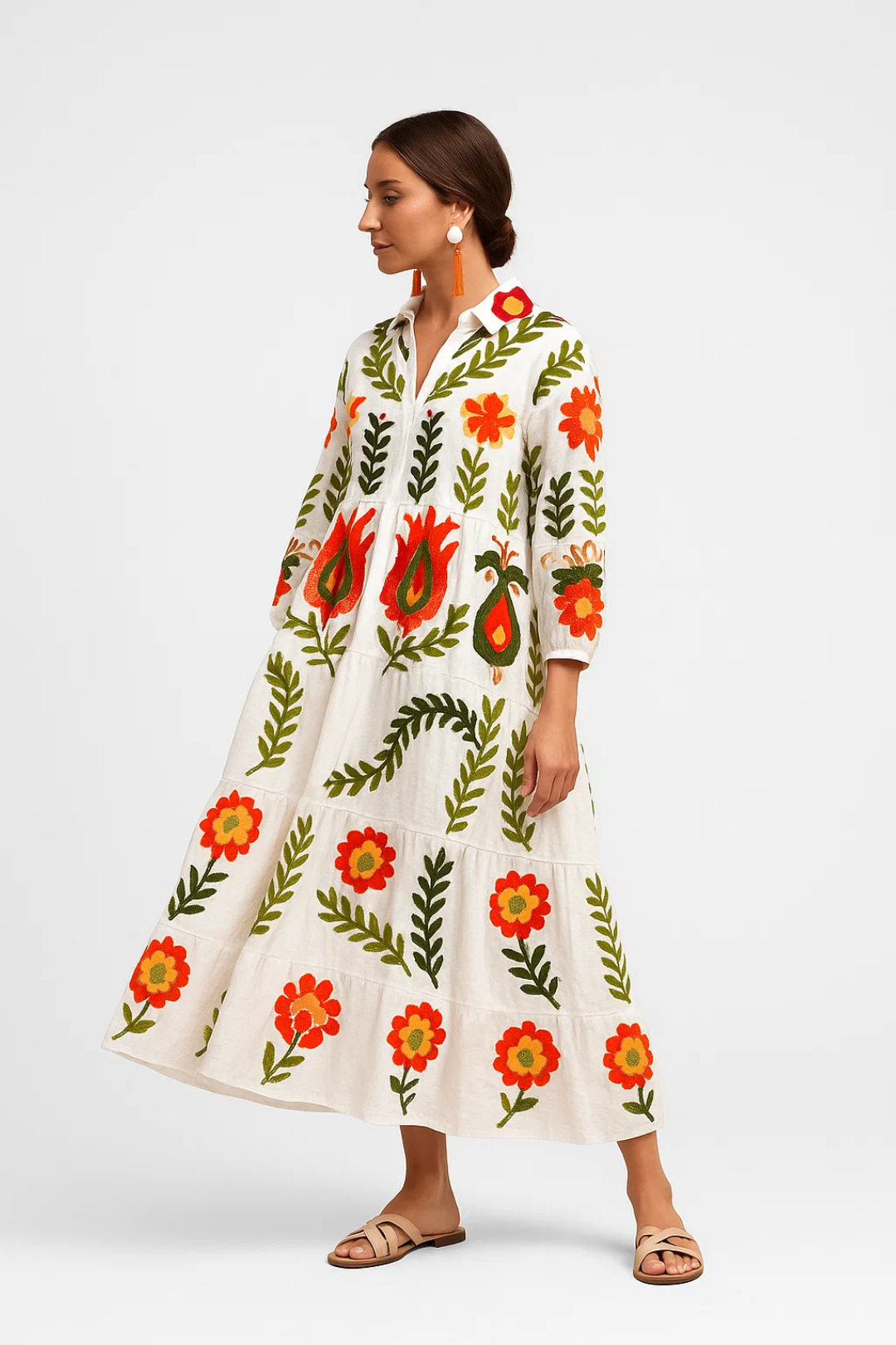 Sara – Abito Lungo Lino con Ricami Floreali Boho