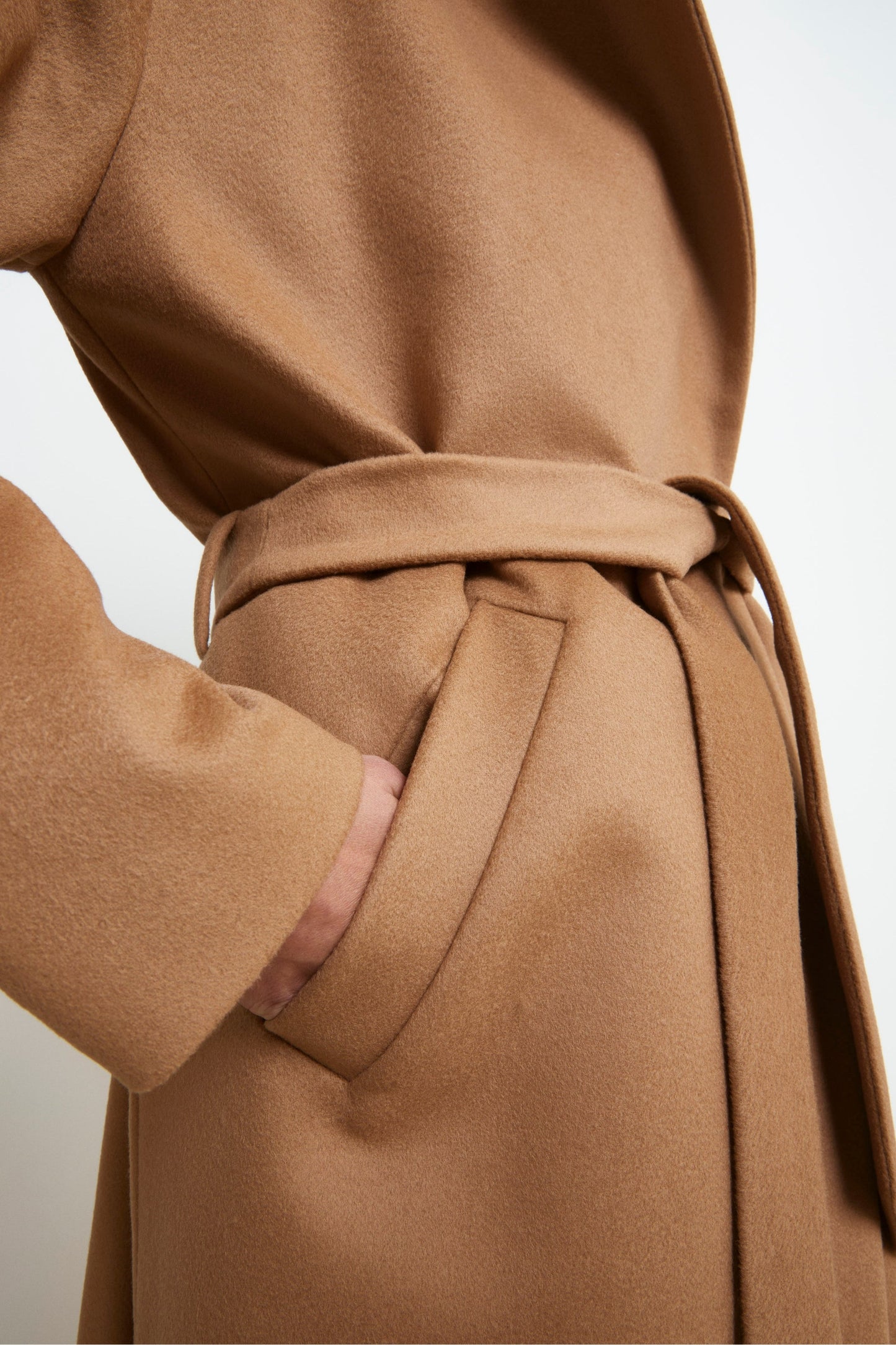 Adriana - Cappotto doppiopetto lungo con cintura CAMMELLO 6