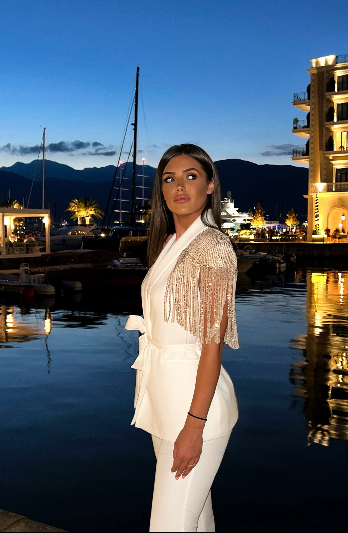 Alessia - Tailleur Margot elegante con dettagli Swarovski Bianco