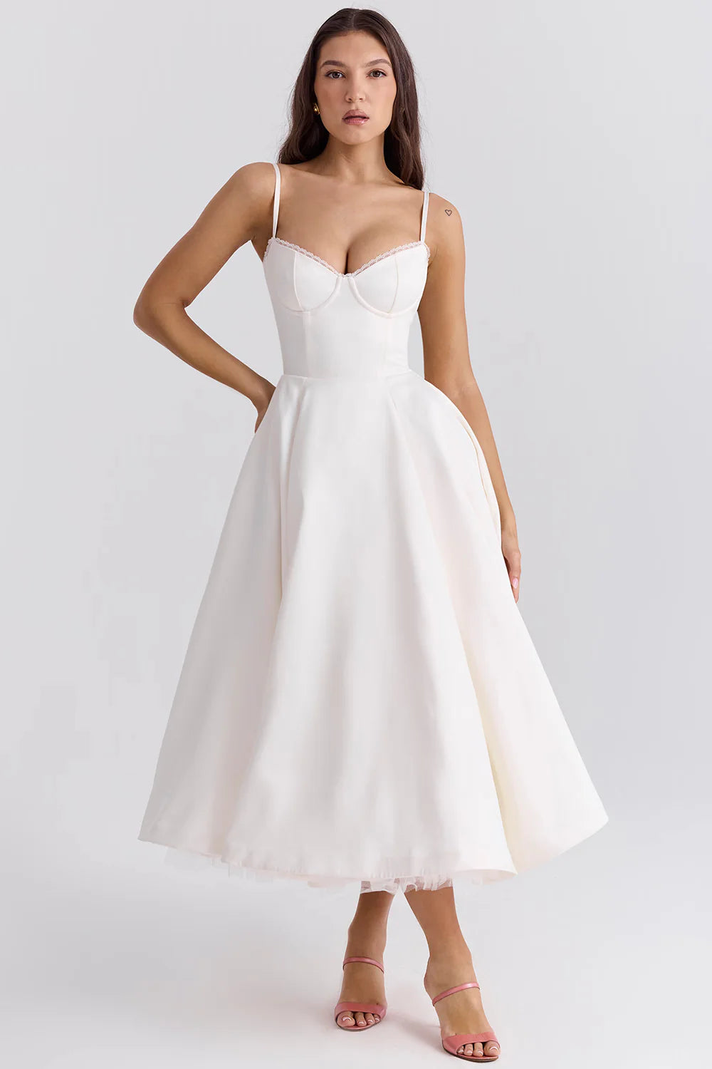 Amedea - Abito elegante che modella la vita Bianco