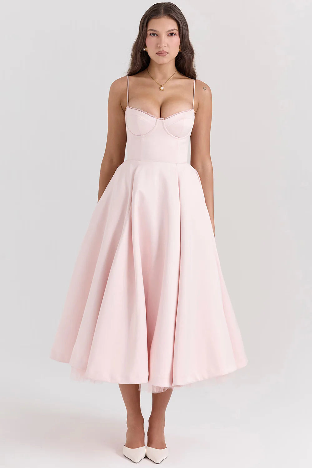Amedea - Abito elegante che modella la vita Rose