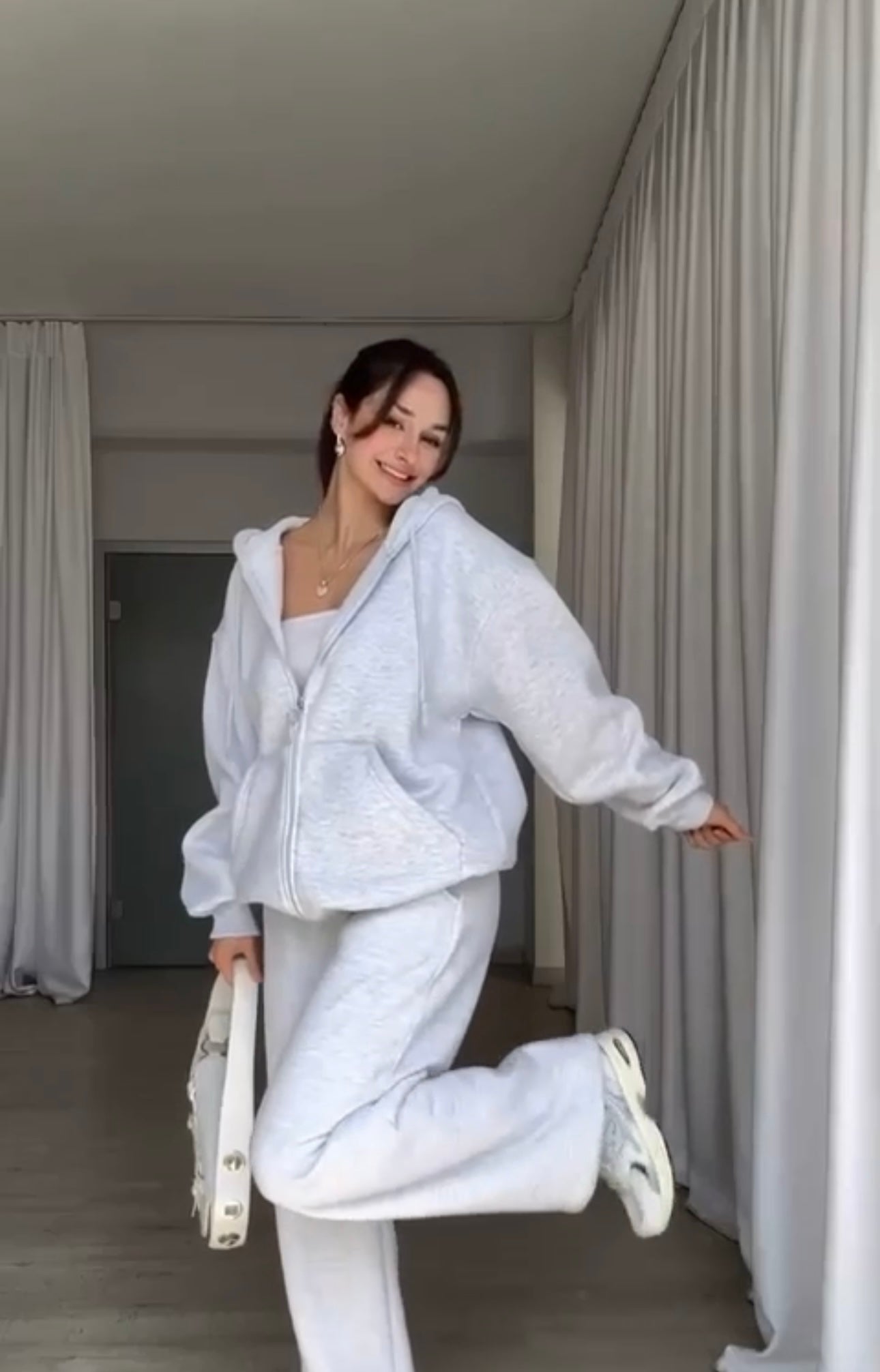 Adele – Set Felpa Con Cappuccio E Pantaloni Coordinati