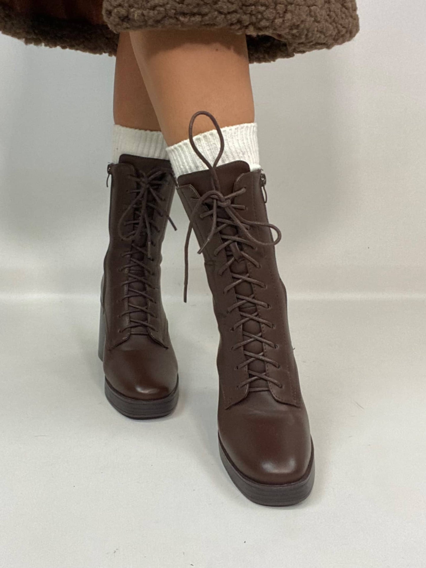 Joelle - Stivaletti Stringati con Tacco Largo