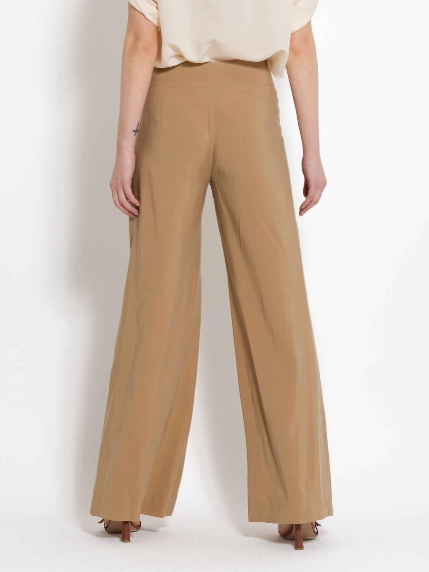 Joana - Pantaloni da donna con cintura a catena