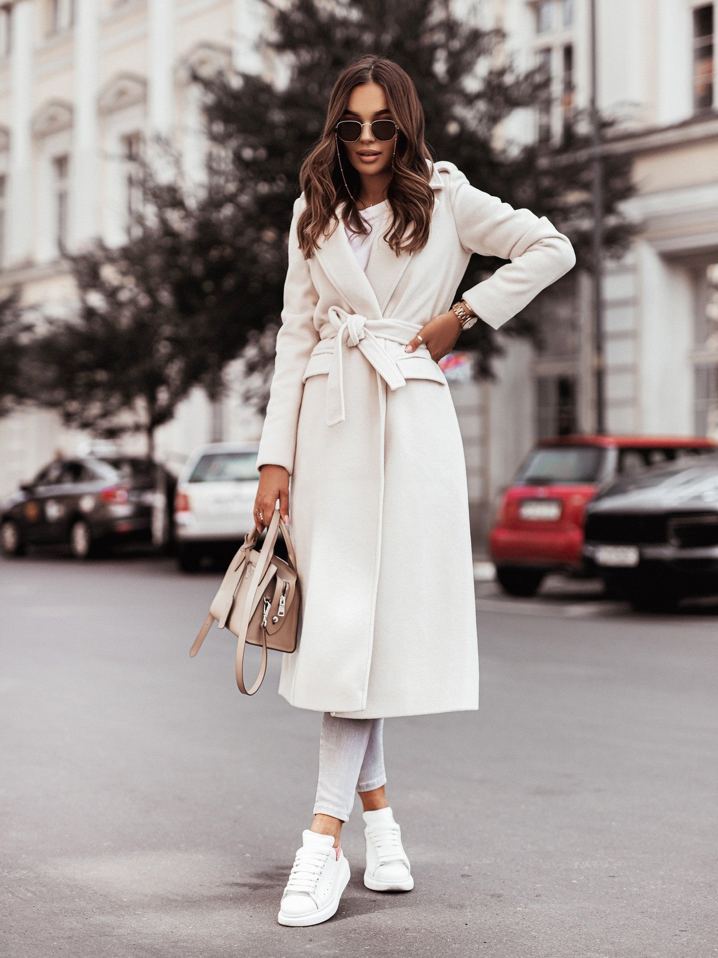 Carolina – Cappotto Donna Elegante con Cintura in Vita Blanco