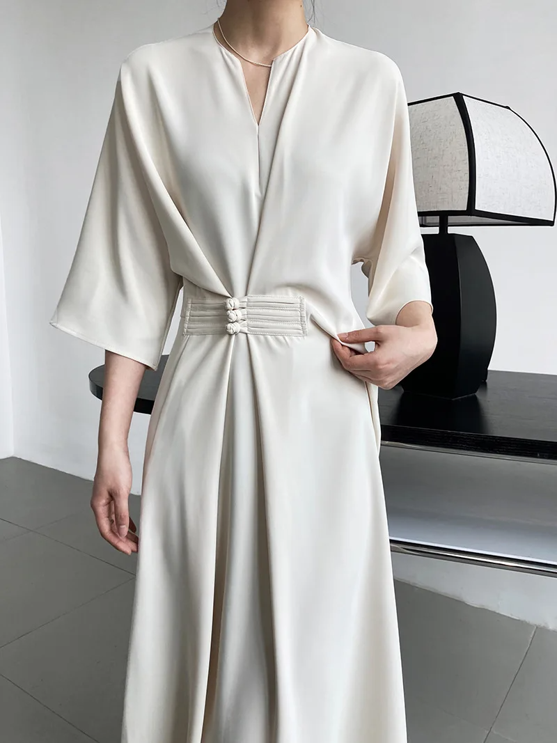 Celeste – Tuta Donna Elegante Autunnale in Crêpe Drappeggiato Bianco