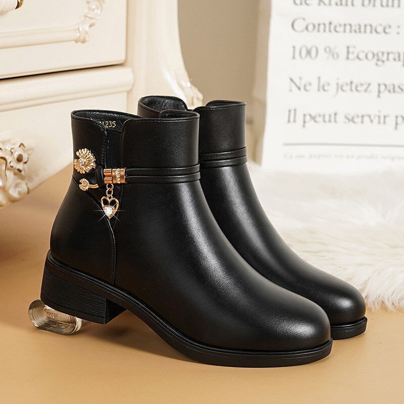 Clio – Stivaletti Donna Invernali Caldi ed Eleganti Nero