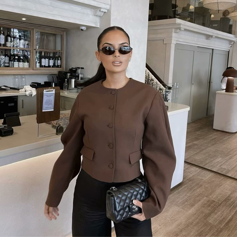 Livia - Completo Chic Color Moka per Donna Elegante