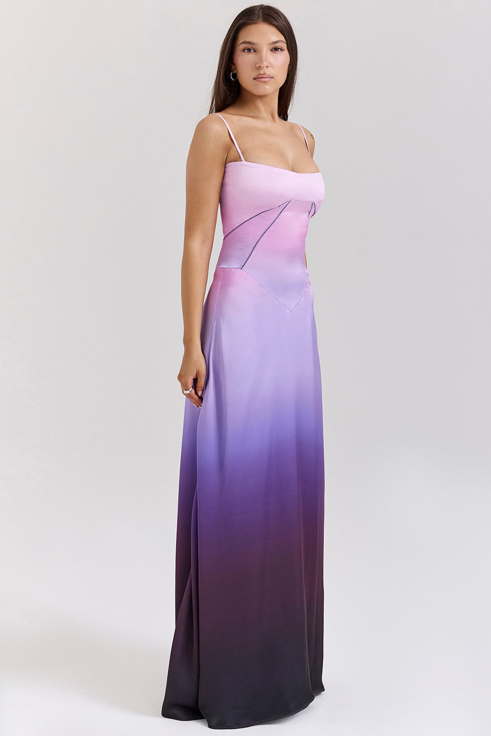 Francesca – Abito da Sera in Raso Lucido con Vita Cut-Out Viola sfumato