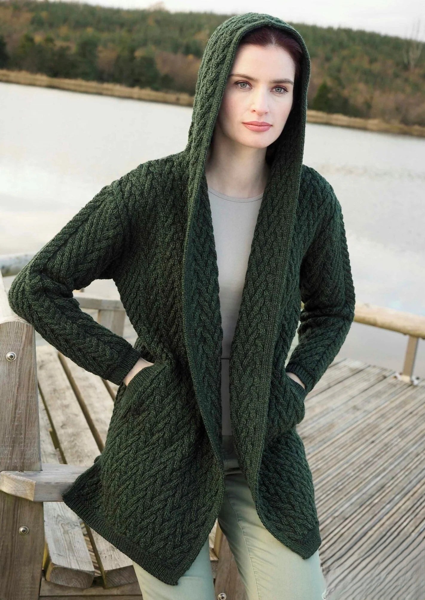 Antonetta - Cardigan Aran con Cappuccio e Sciarpa