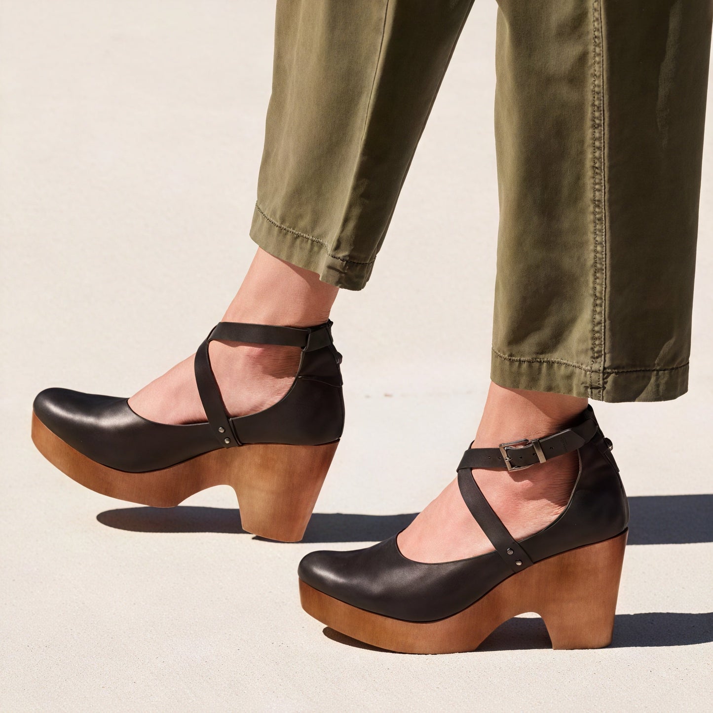 Heidi – Sandali Platform in Pelle con Cinturino alla Caviglia Nero