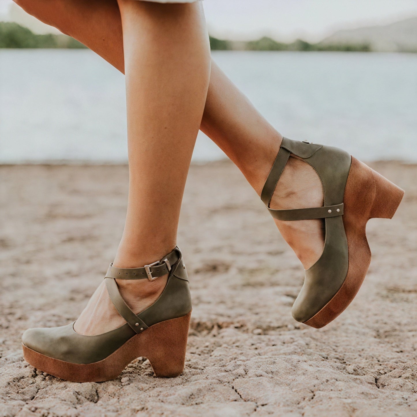 Heidi – Sandali Platform in Pelle con Cinturino alla Caviglia Verde