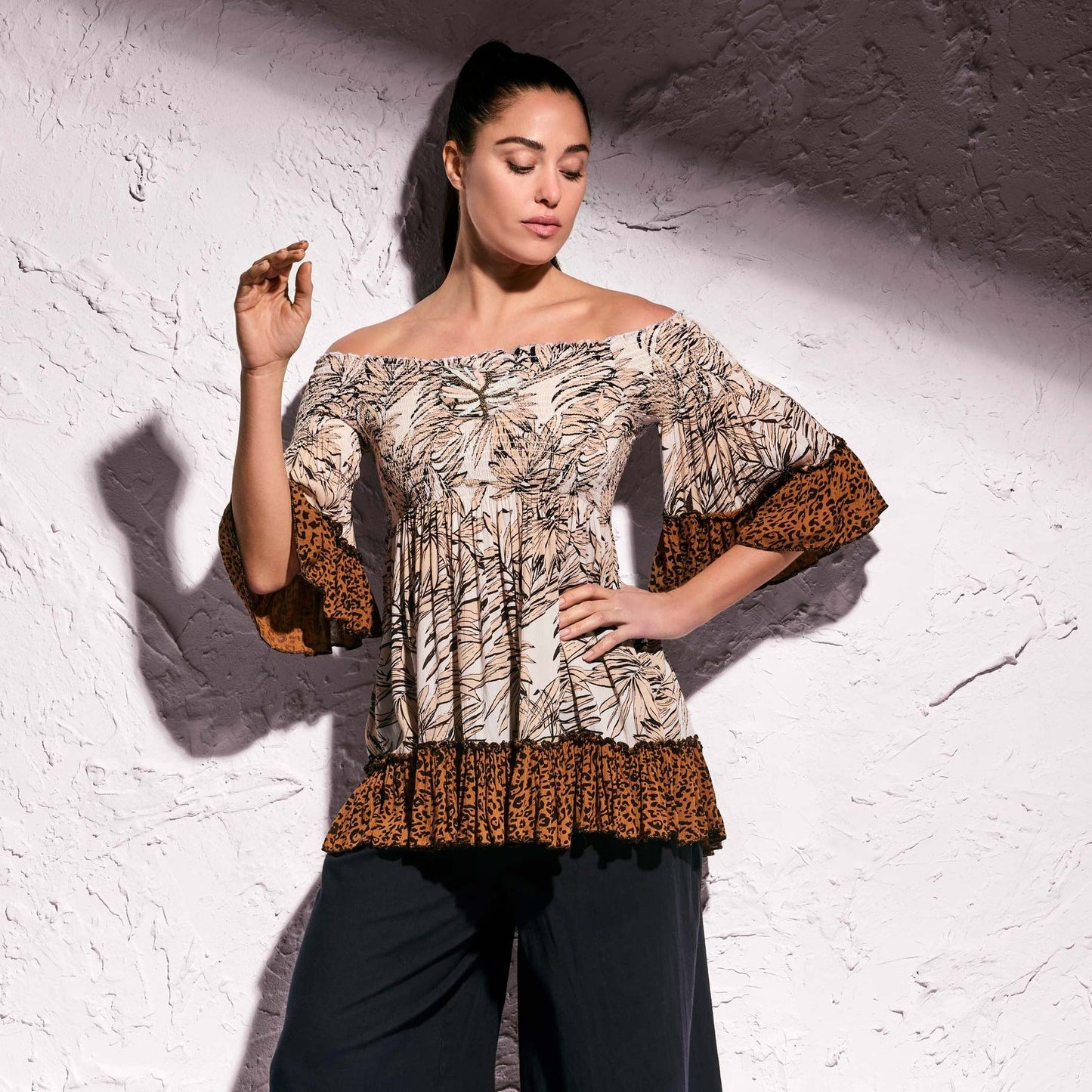 Jessica – Blusa Maculata con Motivo Foglie Elegante 2
