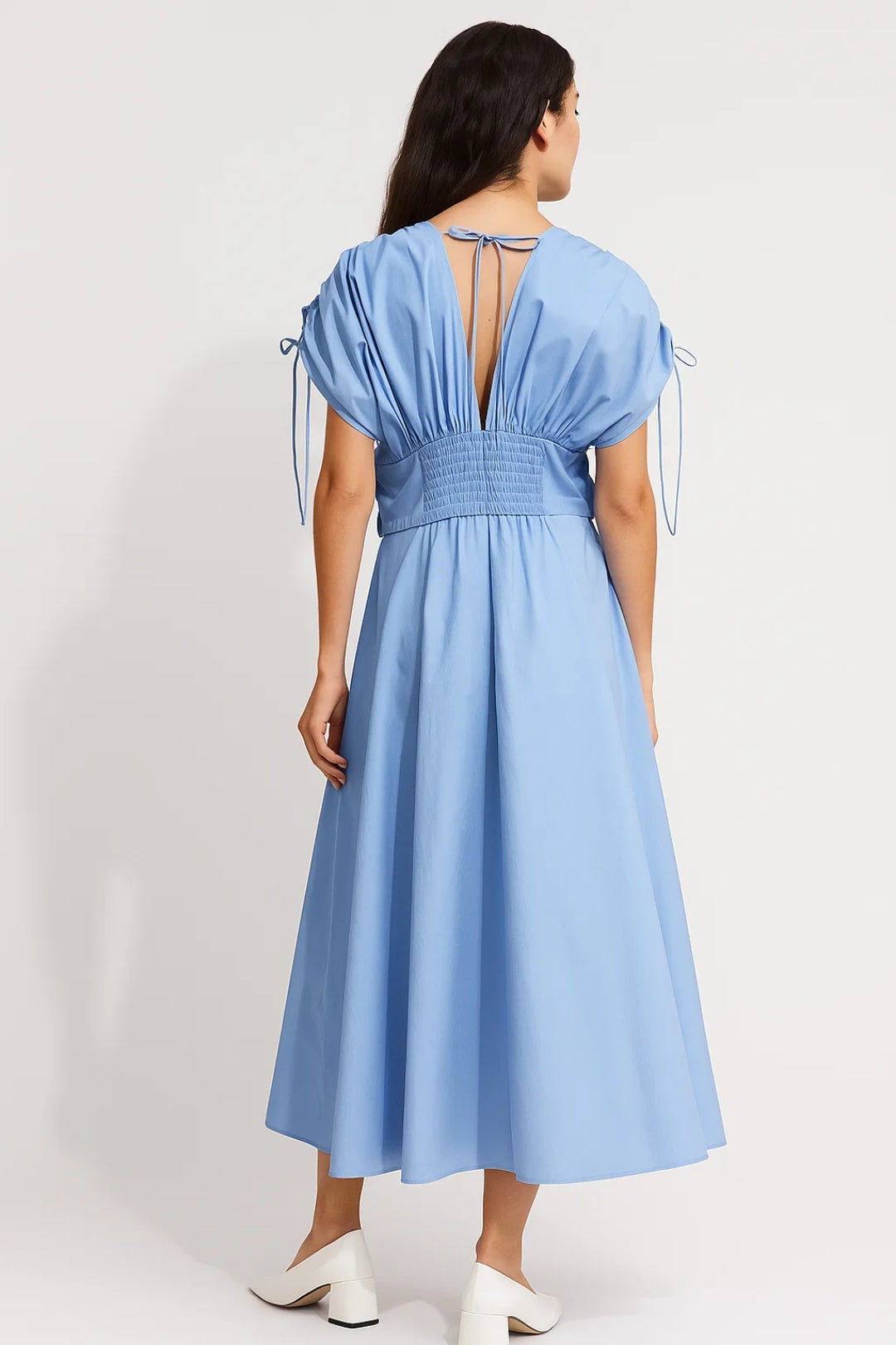 Josette – Abito Midi Azzurro in Cotone con Cintura Floreale Azzuro