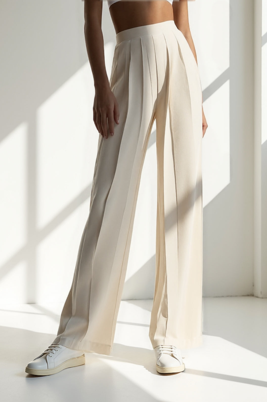Valeria – Pantaloni Palazzo a Pieghe Verticali Vita Alta Donna
