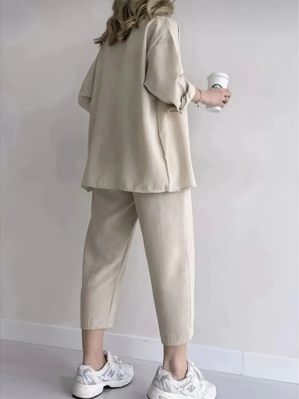 Ludovica - Set Camicia e Pantaloni Elegante e Versatile