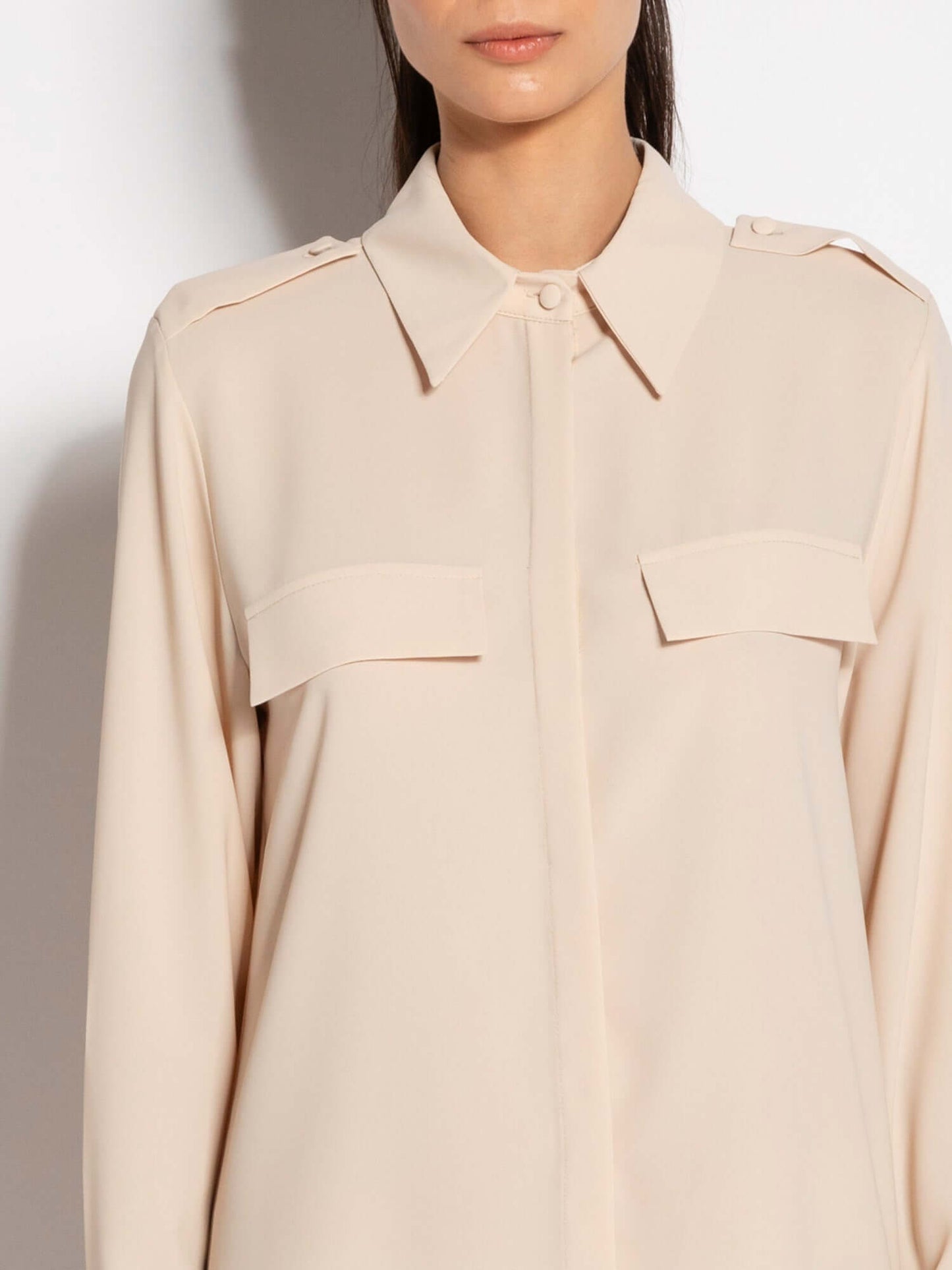 Teresina - Camicia elegante con tasche da donna Beige