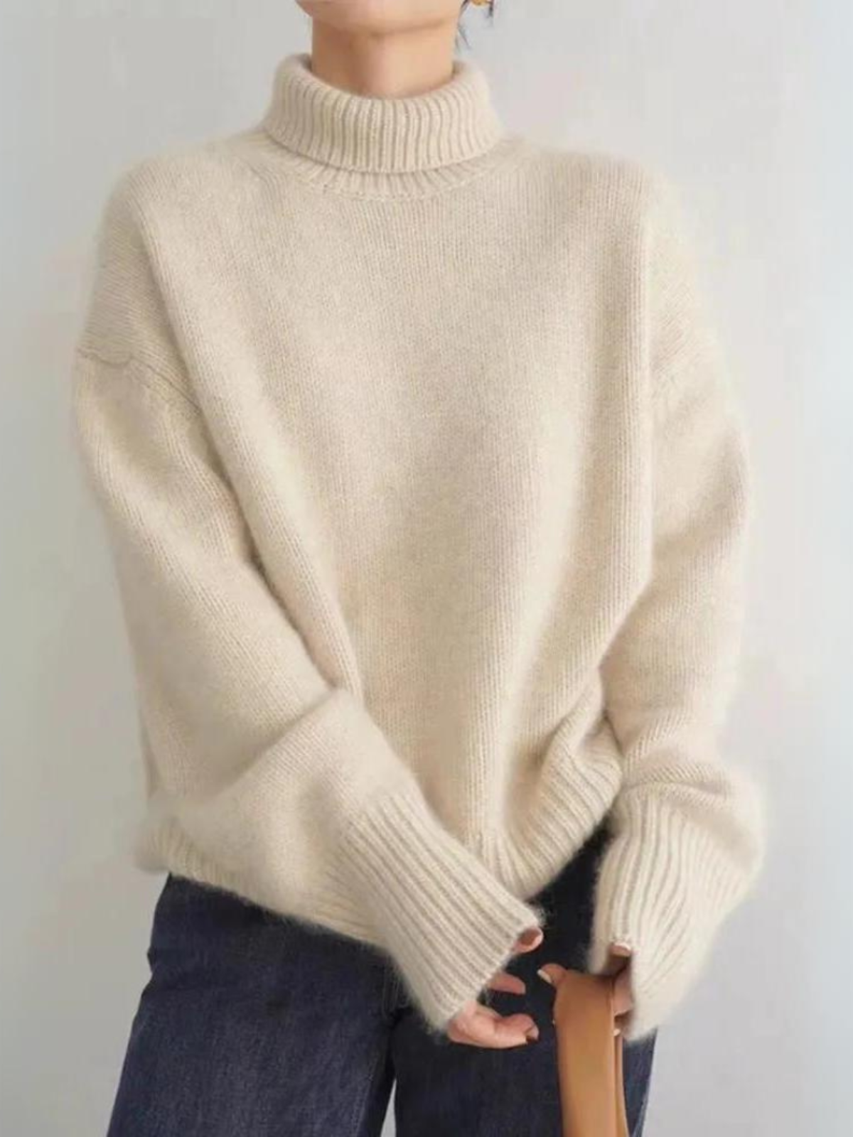 Vera – Maglione a Collo Alto Comodo in Maglia