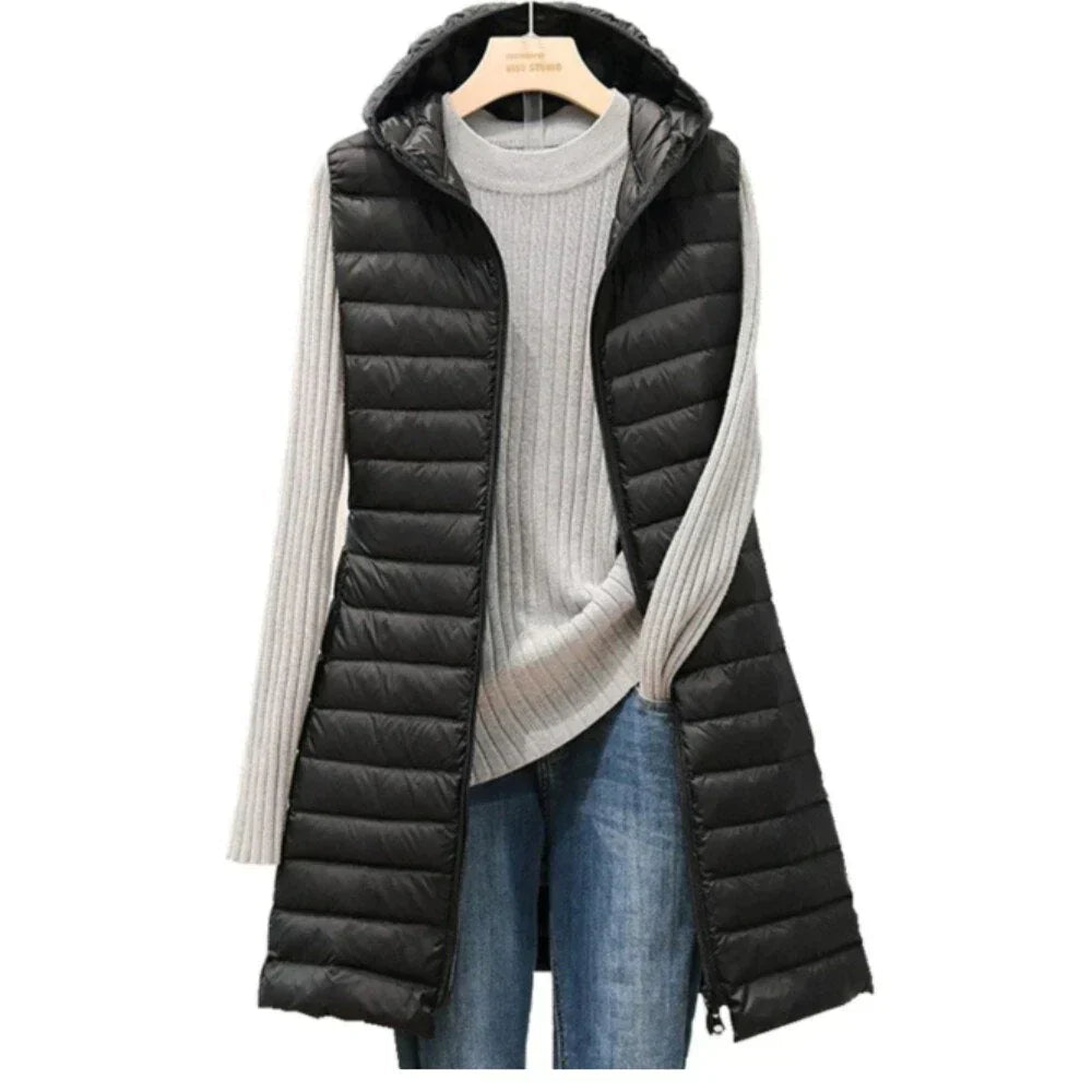 Carla – Gilet Donna con Cappuccio Leggero e Versatile