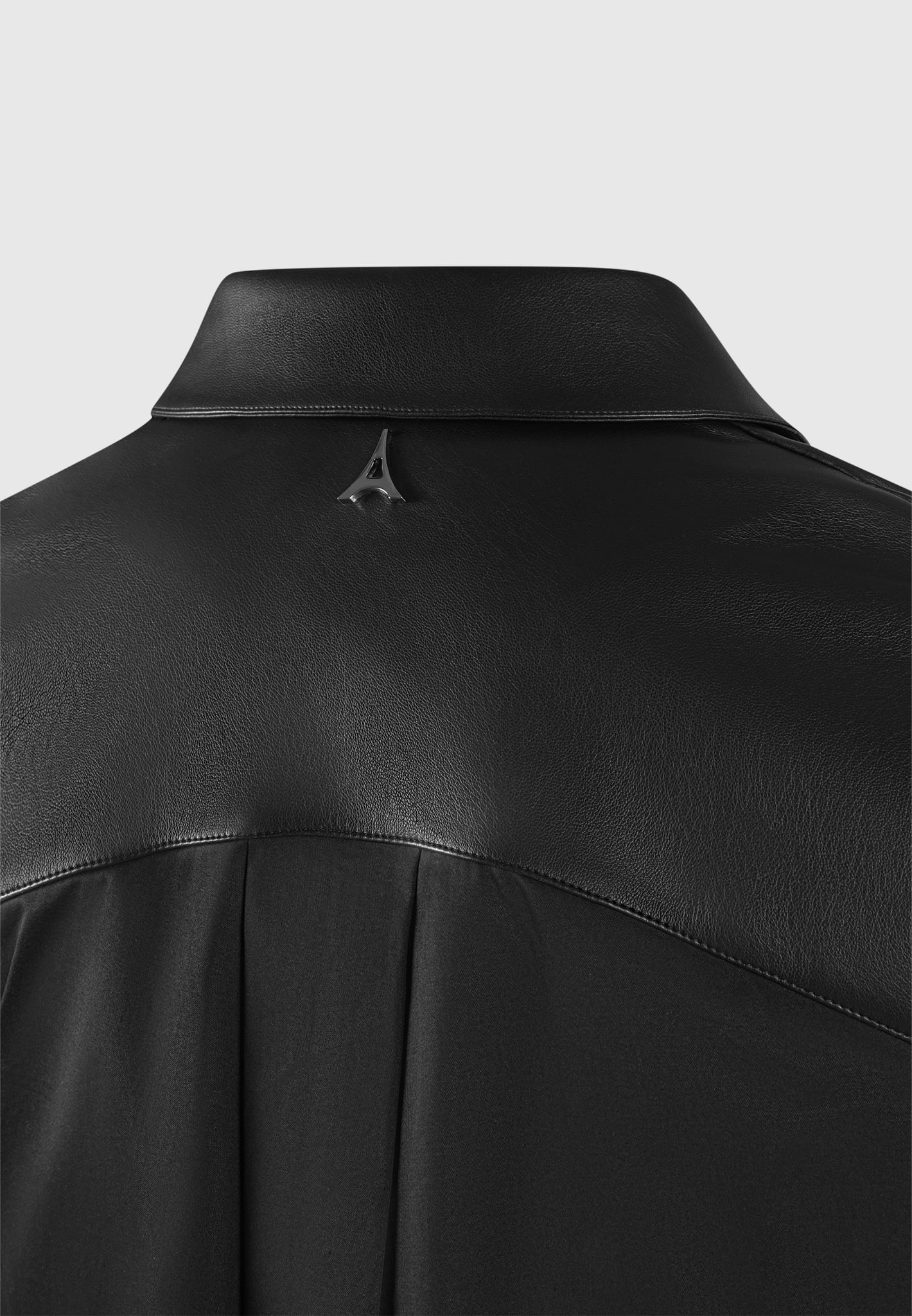 Roberta - Camicia corta donna contrasto nero moderna