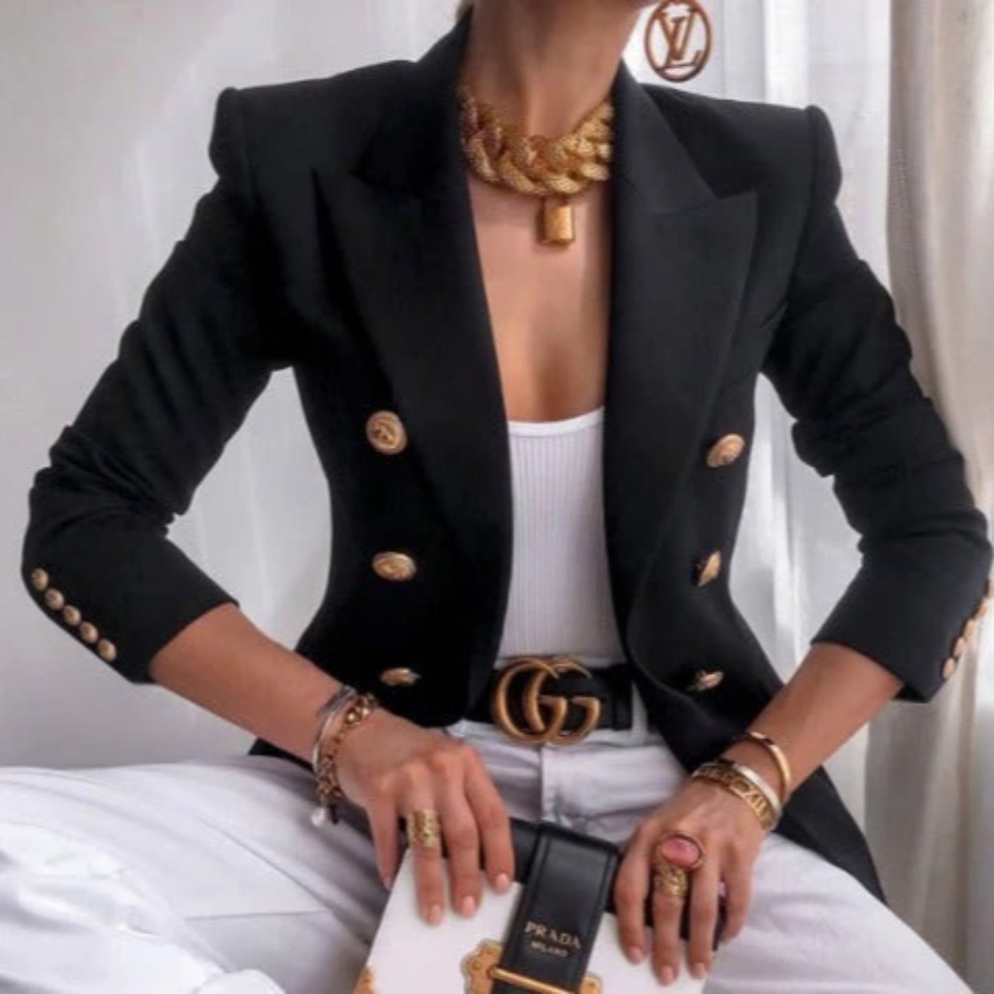 Ursula – Blazer Elegante con Bottoni Stile Femminile