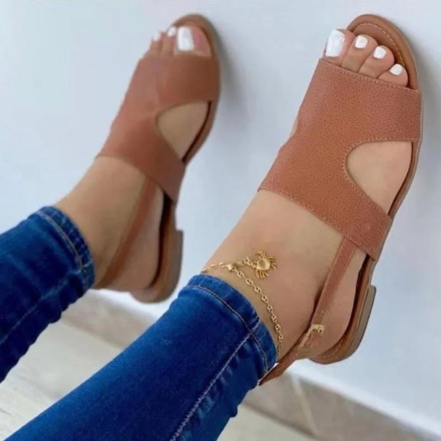 Yara - Sandali con fibbia leopardata - Marrone
