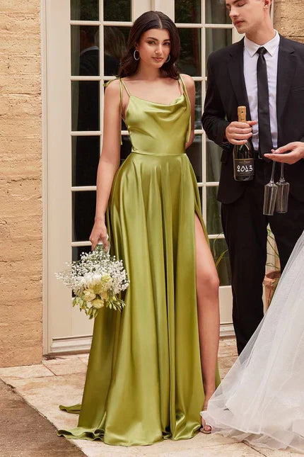 Marisa – Abito da Damigella in Raso con Scollo a Drappeggio