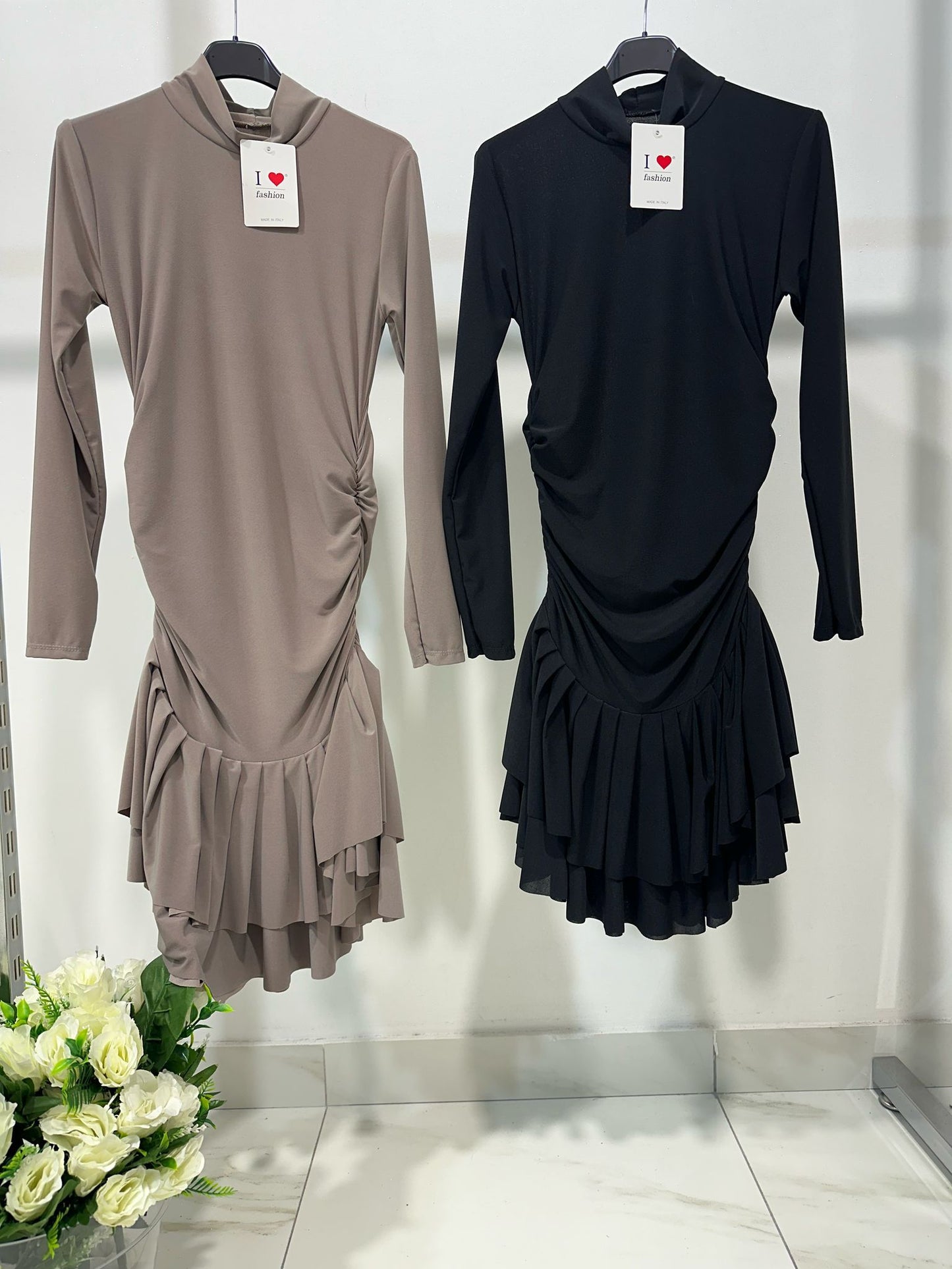Rossana - Vestito elasticizzato con arricciature donna
