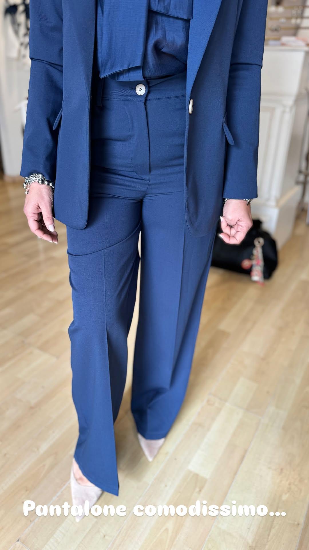 Incoronata - Tailleur Chic Donna Elegante Sartoriale Moderno