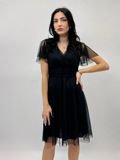 Kora – Abito Corto Contemporaneo Per Un Look Fresco E Dinamico