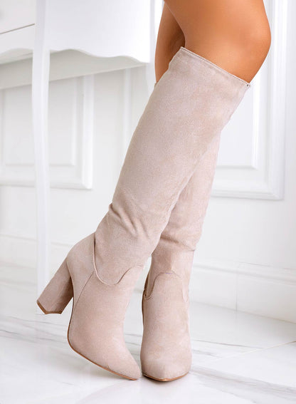 Ilenia - Stivali beige scamosciati da donna con tacco alto