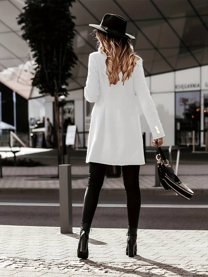 Klaudia – Cappotto Doppiopetto Donna con Revers Classico