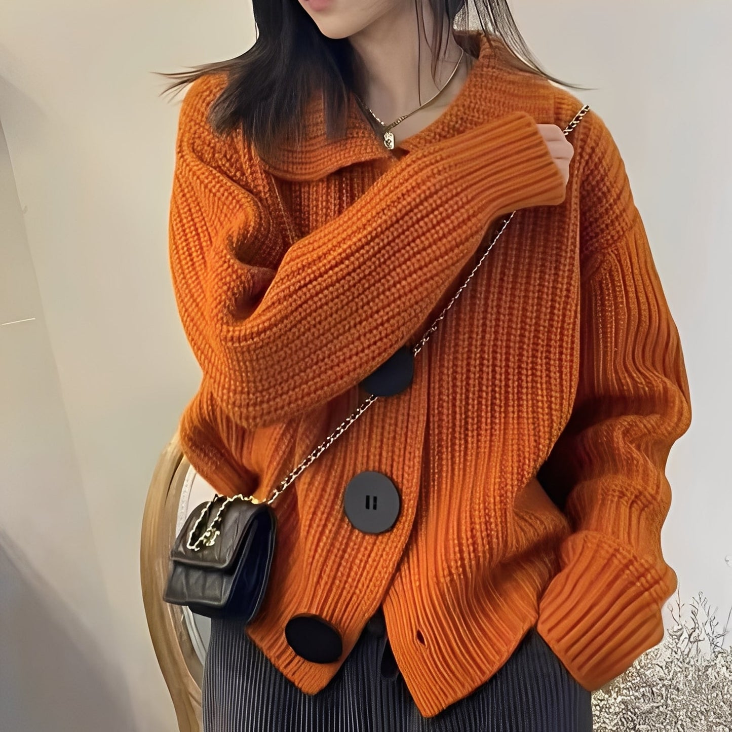 Flavia - Cardigan elegante con grandi bottoni per donna