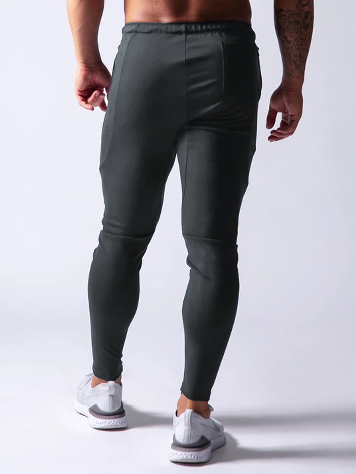 Romulus - Jogger Uomo Performance Weekend Essential Moderno