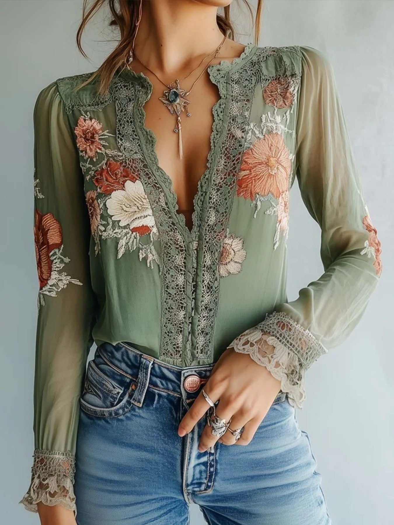Kleofatra - Blusa Donna Floreale Dettaglio Pizzo Elegante