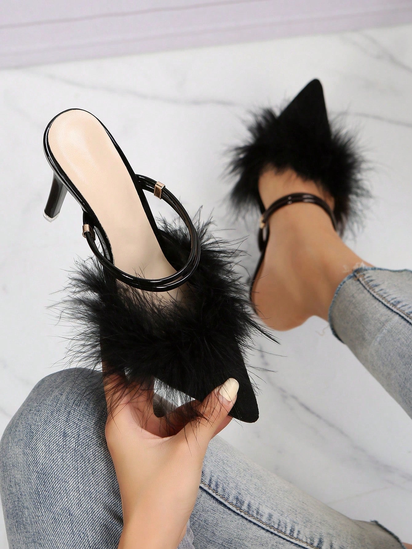 Filomena - Scarpe Tacco Sottile Piume Decorative Donna
