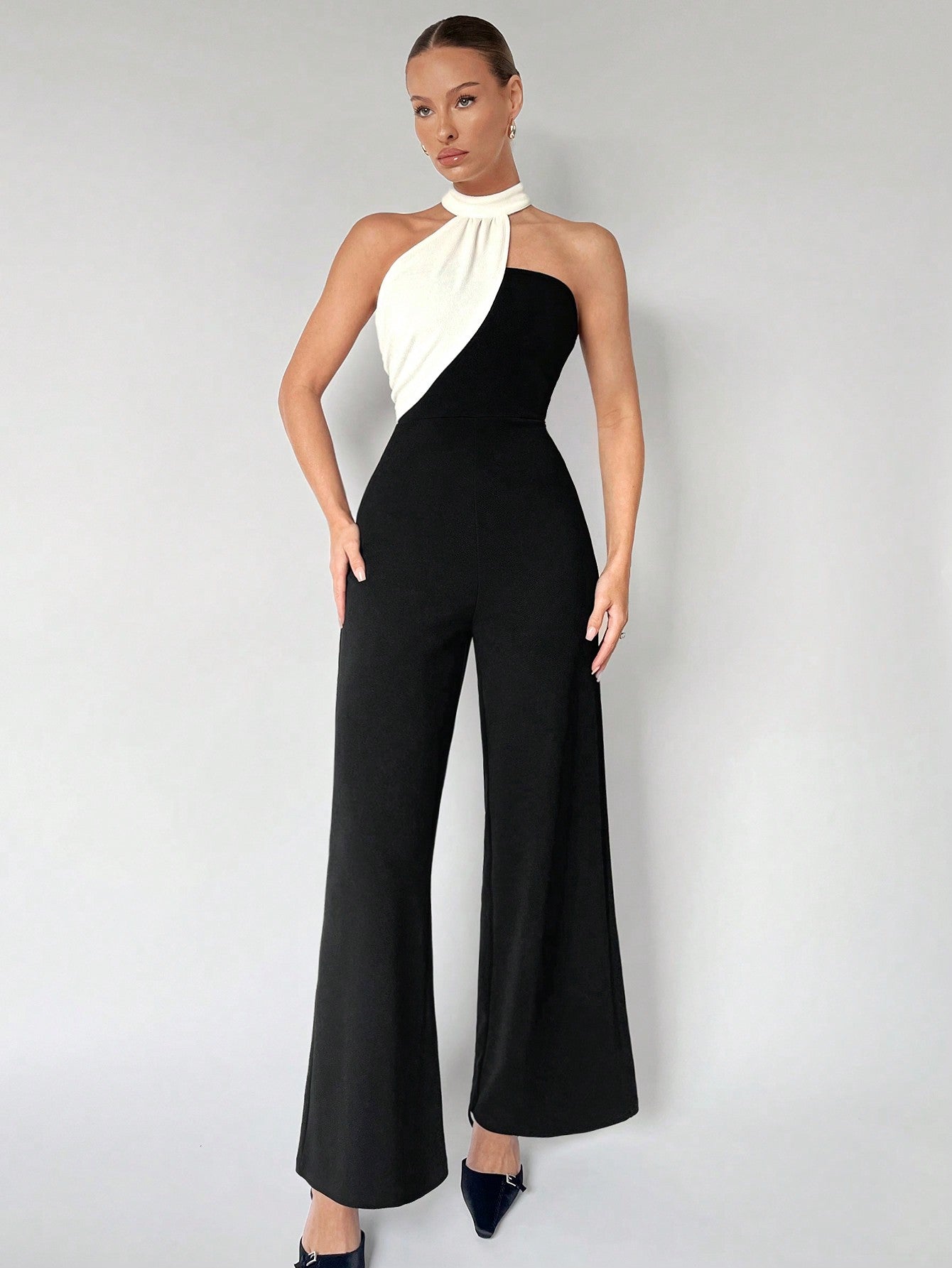 Fiamma - Jumpsuit Asimmetrica a Contrasto Donna