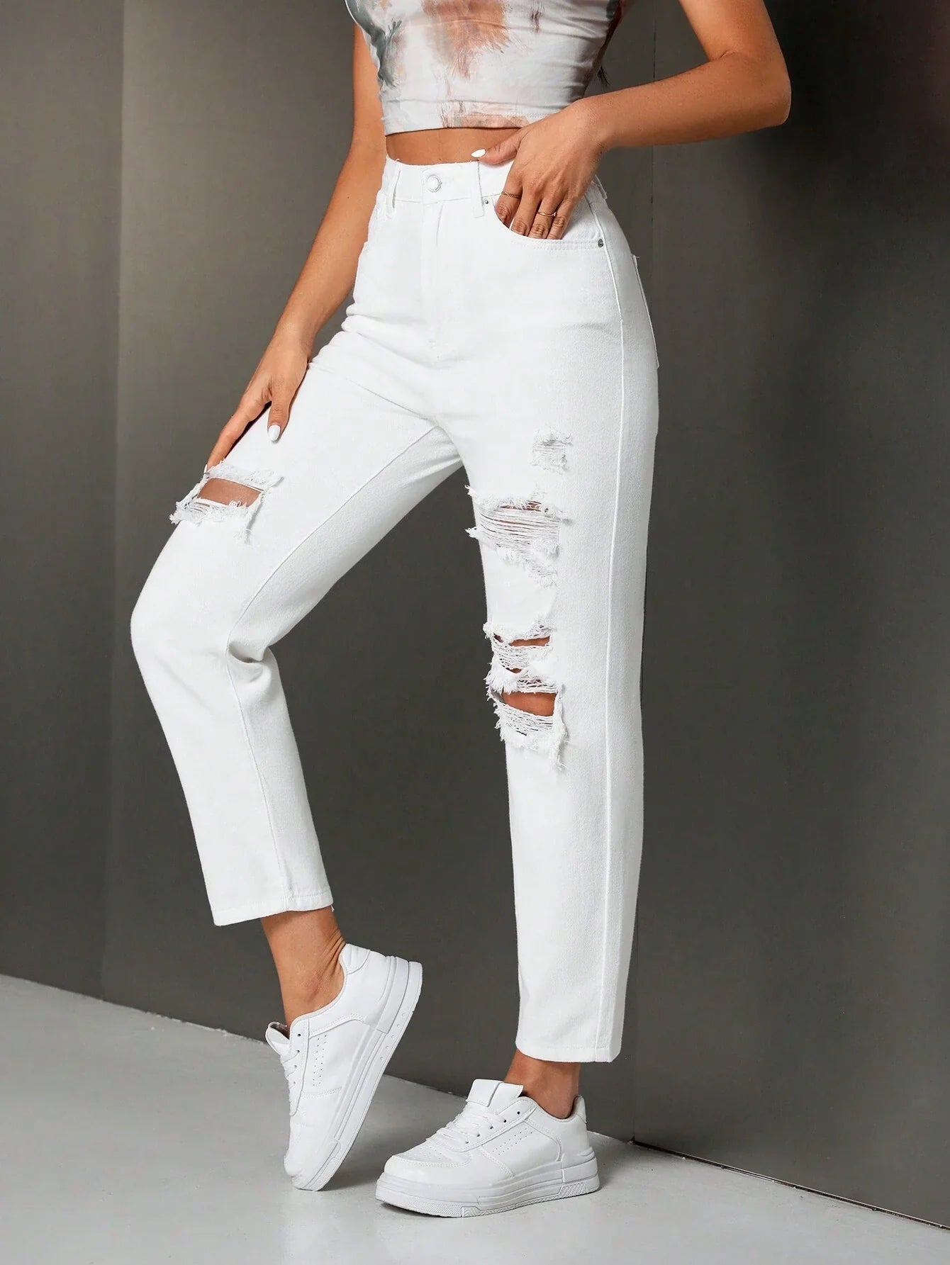Enza - Jeans Casual Strappati Dritti Donna