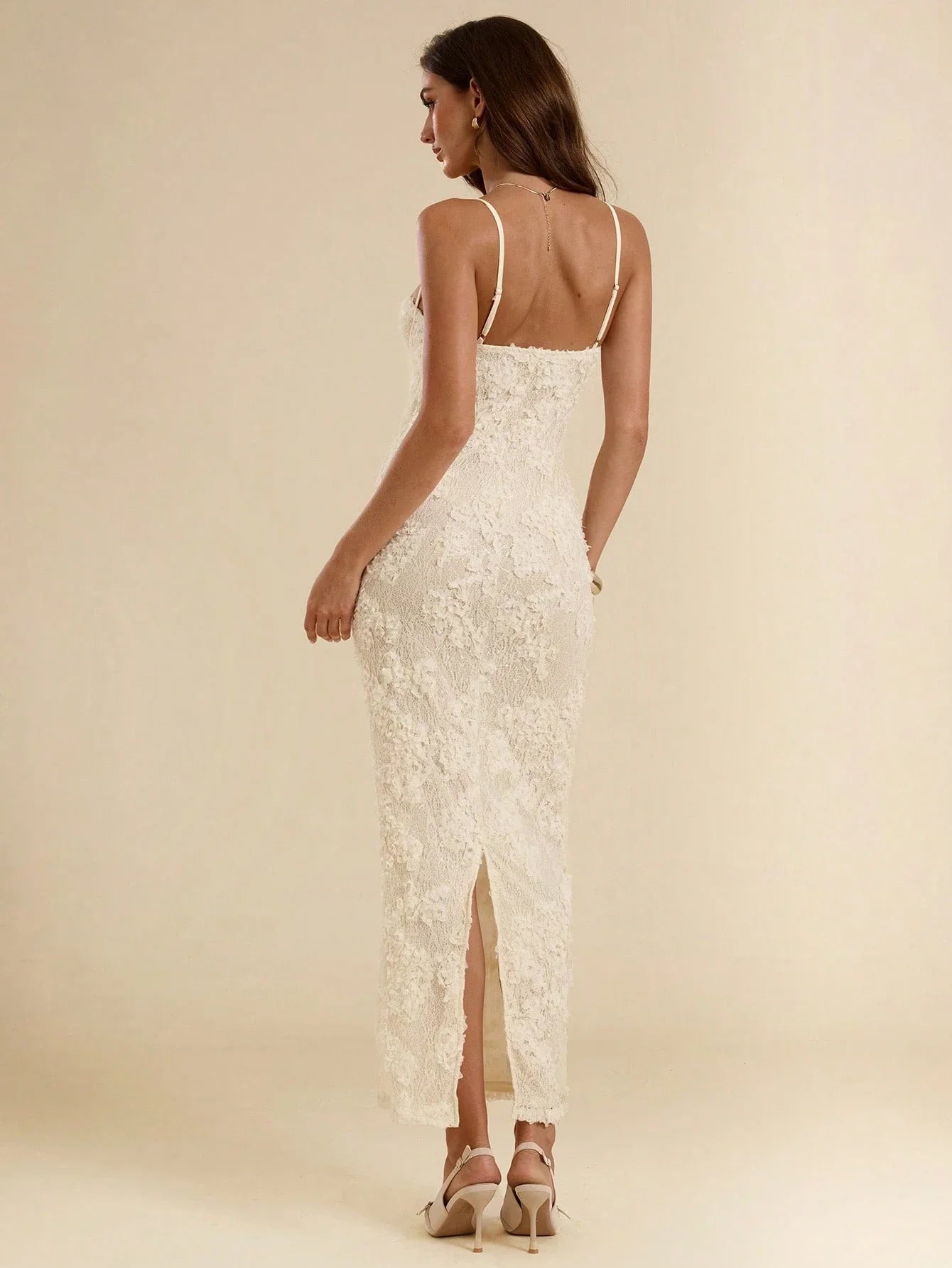 Isadora - Abito Lungo Pizzo Scollo Cuore Donna Elegante