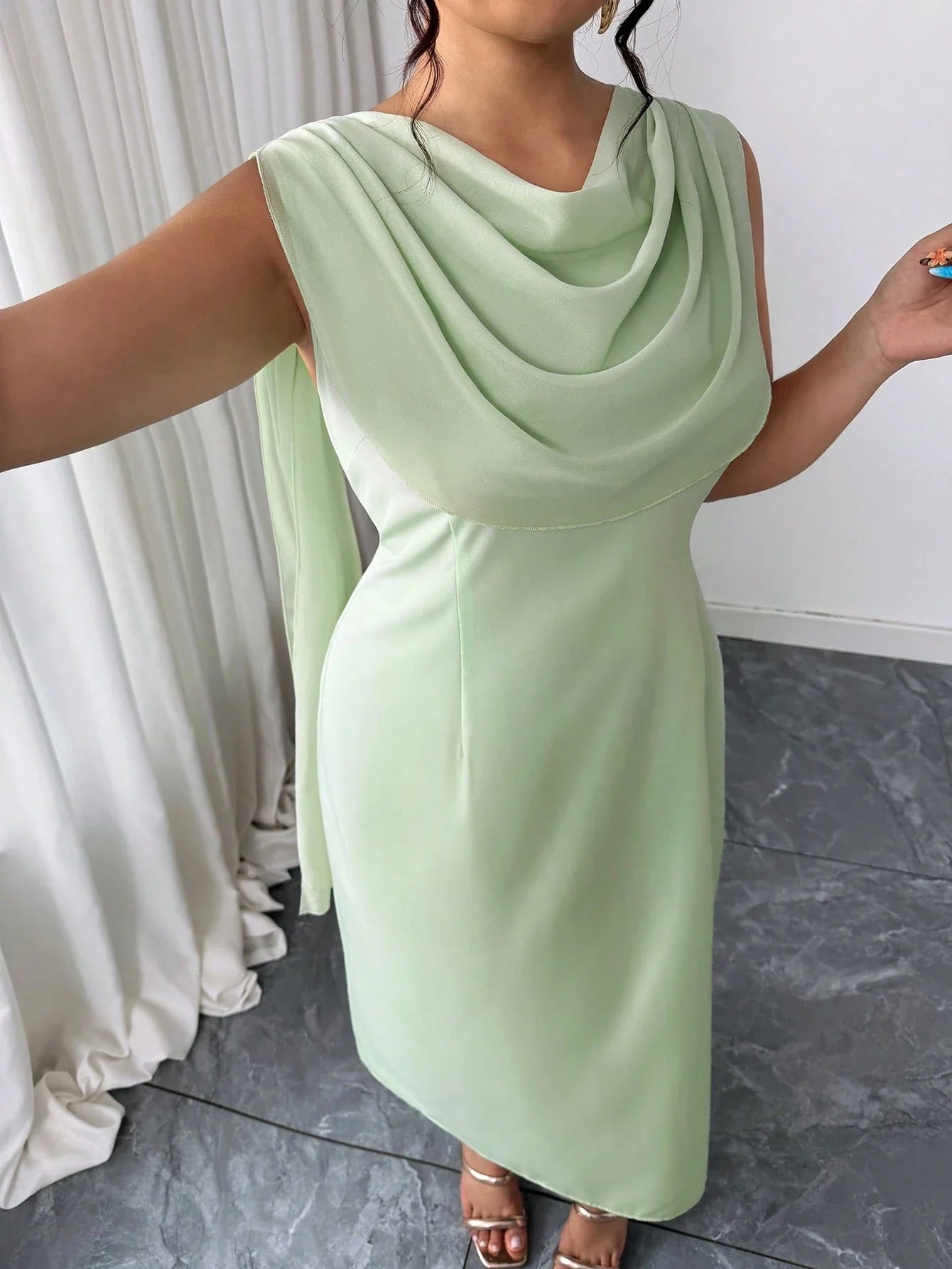 Gabriella - Abito Midi Curvy Collo Francese Increspato Donna