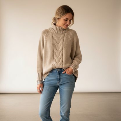 Leana – Maglione Dolcevita Lavorato a Treccia