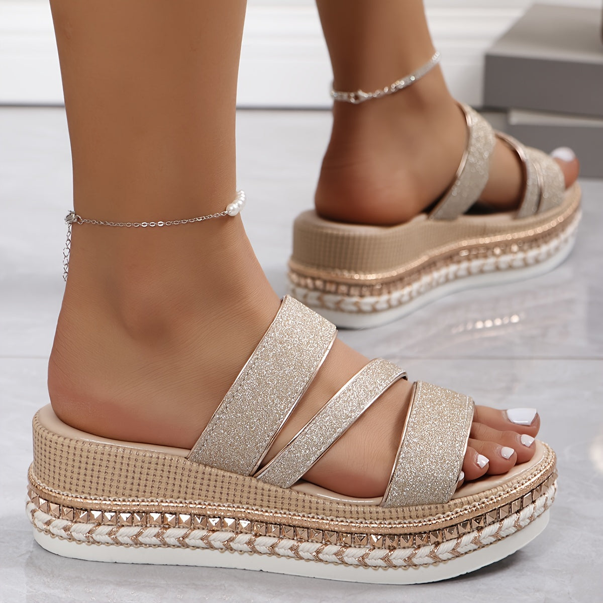 Sonia – Sandali Platform Luminosi Dalla Calzata Confortevole