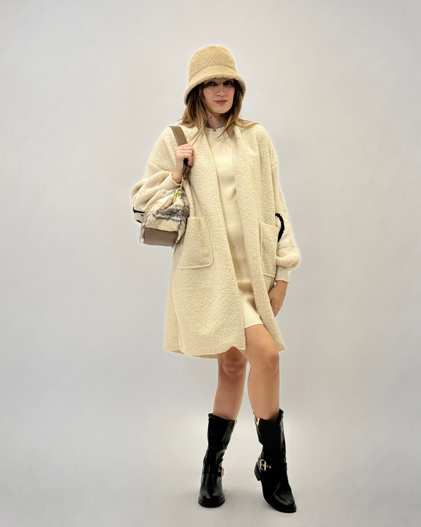 Karina - Cappotto morbido da donna con dettaglio cuore