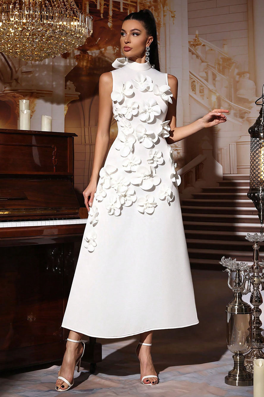 Quinora - Abito Maxi Senza Maniche Ricamo Floreale Donna